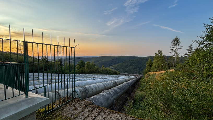 A inteligência artificial está redesenhando a engenharia de dutos da Liderroll com mais precisão e eficiência. Paulo Roberto Gomes Fernandes explica como a tecnologia aprimora processos.